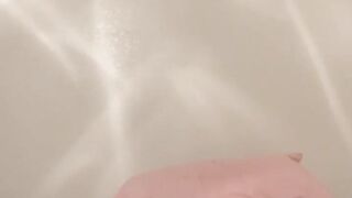 Can't Keep My Hands Off Me