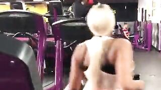 Black chick doing work out