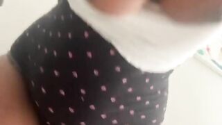 this taut outfit makes me so needy!