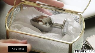 TUSHY Consummate Babe Willow Ryder Gets Her Curvy Booty filled UP