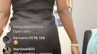 Office Twerk & Pussy Play