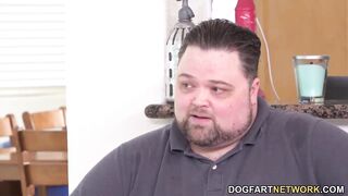 Anal Doxy Gwen Dissolute Takes Large Ebony Knobs In Front Of Her Father