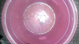 FREAKY N NASTY DUDE PISSING ????????????????????????