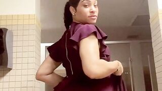 Student Council President: Hot & Intelligent