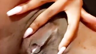 Can u bang my chocolate cunt please? Black gal snatch