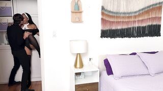 Dani Synclair as Wicked Nun Banged by the Wrong Robber – Halloween Raw Creampie Roleplay