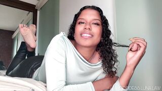 Ruined climax for My feet JOI - Female-dominant Luna Law gives u wank instructions