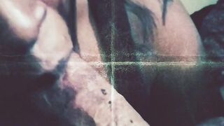 Let The Slut Work 'em Lips(large lip weenie sucking)