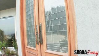 Biracial Chick Lucy Rayne Groans in Enjoyment During the time that a BBC Ream Her Cunt