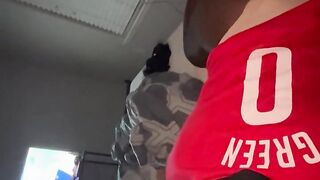 Large butt and sloppy head