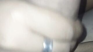 Morena tetona me chupa la polla y me la follo duro