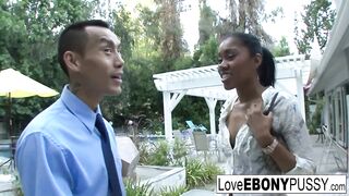 Brunette hair chick Yasmine de Leon is bound up and screwed