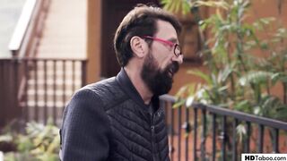 Hawt Tourist Banged By Large Cocked Owner