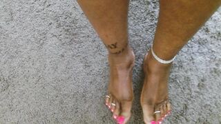 U Think u Detest Feet