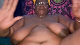 Come see this twat cum on my onlyfans