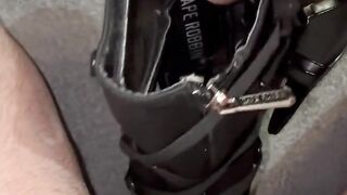 Cassandre’s Heels Get A Admirable Screw And Ejaculation