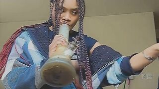 LETS SMOKE & Masterbate jointly