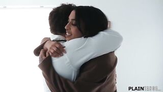 With a spouse that doesnt wanna bang her, large bazookas black Ravyn Alexa turns to her ex whos a fertility doctor.That guy examines her cunt and the brunette hair gets turned on
