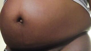 Drinking and abdomen plopping