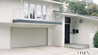 Teen Beauty Fucks Brothers Roommate As Soon As Possible