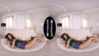 SexBabesVR - 180 VR Porn - Give Me More with Luna Corazon