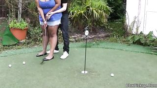 Slim guy fucks ebony bbw gf from behind