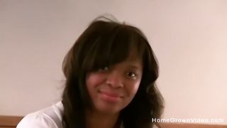 Thick ebony amateur home fuck video