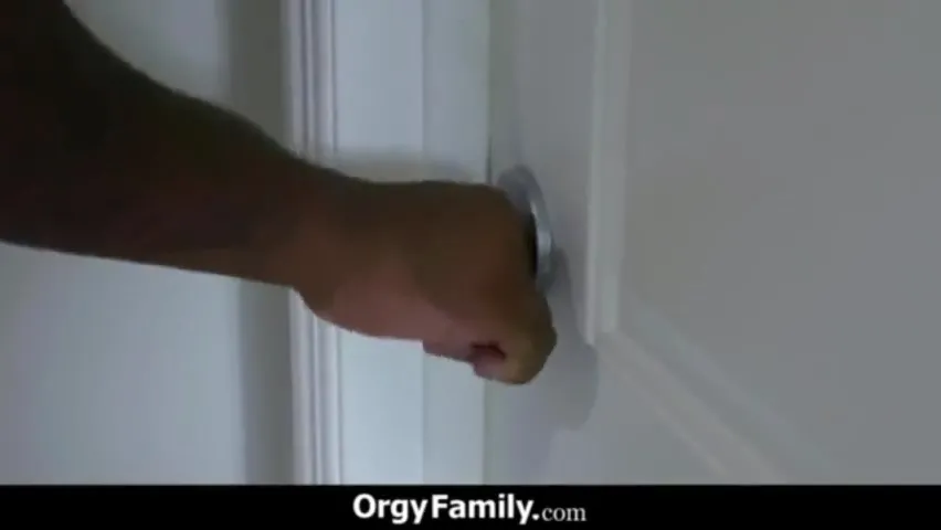 Hot Step Dad Fucks Daughter Hot Step Dad Fucks Daughter