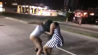 Fat Booty Strippers Fight Instead Of Fucking