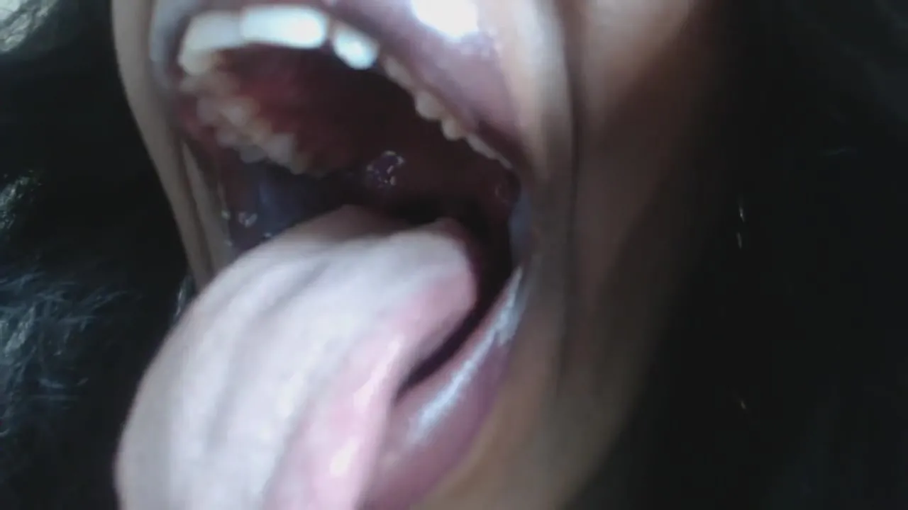 Huge Mouth Porn - Free Candis Banks has a Huge Black Mouth Porn Video - Ebony 8