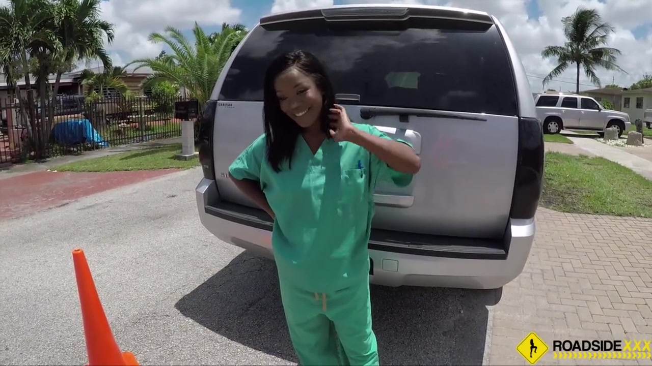 Free Roadside - Stacy fucks her mechanic in the backseat Porn Video - Ebony  8