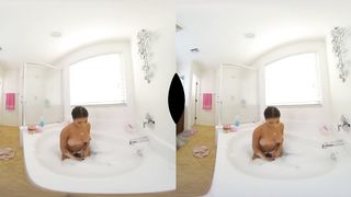 NIA NACCI & HER HUGE TITS FUCK YOU IN NAUGHTY AMERICA VR!