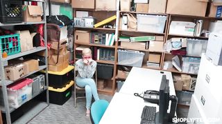 Ebony chick with super short, blonde hair, Arie Faye got fucked in a doggy style position