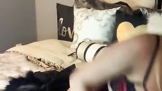 Dominican Kitty Can’t Stop Cumming