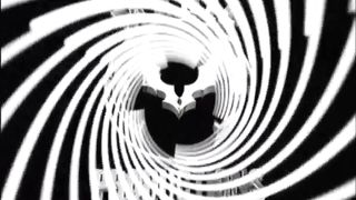 AUNTIE DAPHNE CRAWLED INTO ME COUCH