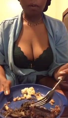 276px x 480px - Free Breasty Plump Chick Eating Food Porn Video - Ebony 8