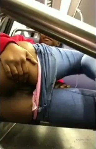 Free Ebony Woman Exhibition Public in Subway Porn Video - Ebony 8