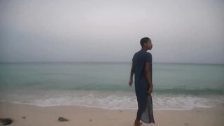 Hottie with Wet Booty and Squirt on Beach out of Swimsuit outside