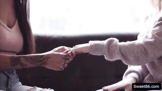 Scarlett Sage interracial lesbo sex